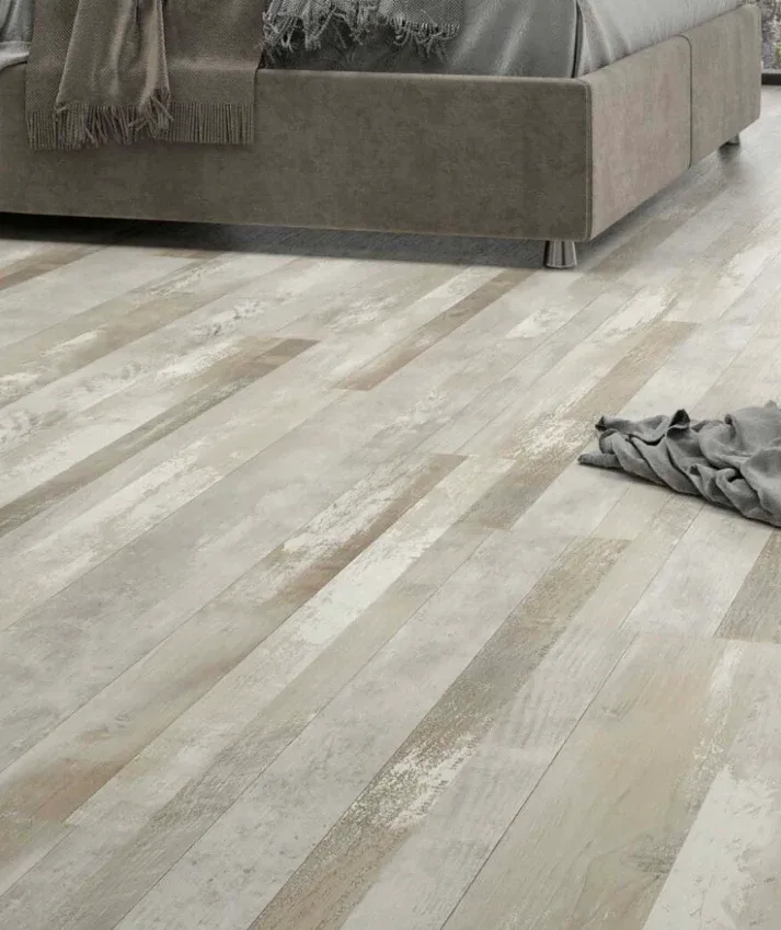 Parquet and wood flooring Ephesus Pine 713 · Classic C32