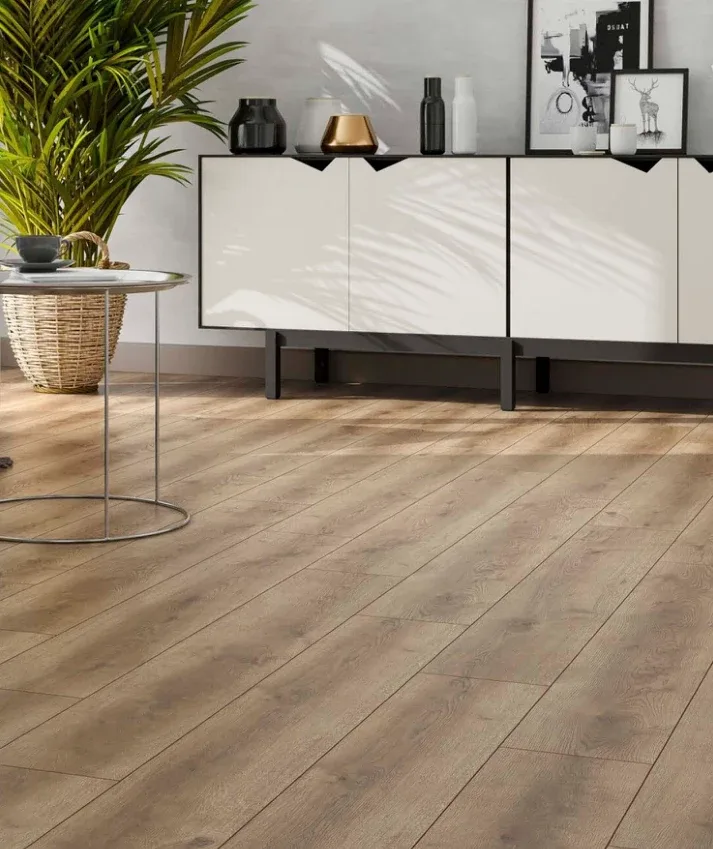 Parquet and wood flooring Ovenlok 726 · Modern C32